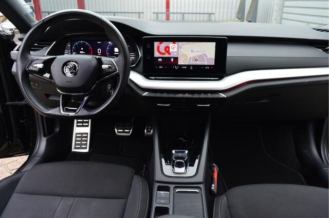 Skoda OCTAVIA Combi 1.0 e-TSI Sport Business O.a: Haak, PDC, Carplay, Clima, Navi, Cruise, Rijklaar, Etc. All-in prijs!