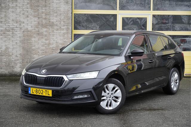 Skoda OCTAVIA Combi 1.0 TSI Business Edition BJ2021 Lmv 16" | Led V+A | Pdc | Navi | Dynamische knipperlichten | Elek. achterklep | App-Connect | Dashboard verlichting | Virtual cockpit | Climate control | Cruise control | Extra getint glas