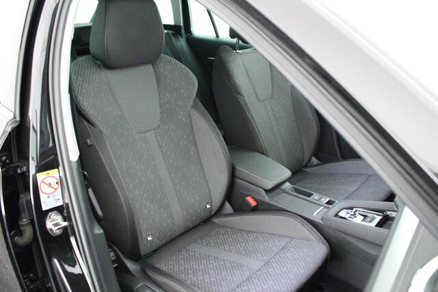 Skoda OCTAVIA Combi 1.4 TSI 204pk iV PHEV Business Edition Plus Trekhaak Keyless Stoelverwarming Virtual Cockpit Navigatie