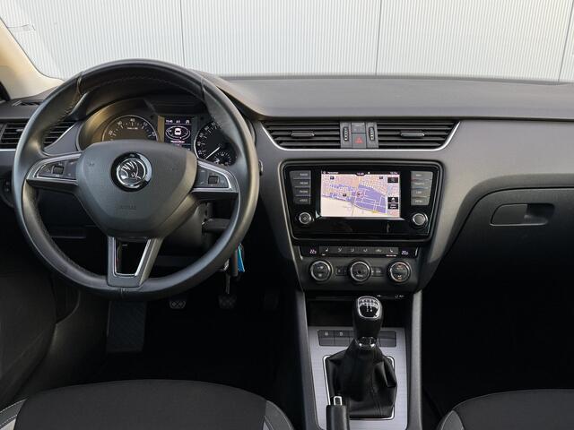 Skoda OCTAVIA Combi 1.2 TSI Greentech Style Pano/Trekhaak/Apple Carplay.