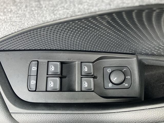 Skoda OCTAVIA 1.5 TSI MHEV DSG Business Edition | 18 Inch | Spoilerpakket | Herwaardering!