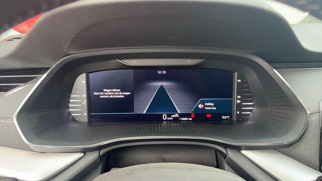 Skoda OCTAVIA Combi 1.0 e-TSI Business Edition Plus AUTOMAAT / TREKHAAK / KEYLESS / FULL LED / CAMERA / CARPLAY / SFEER / NL-AUTO