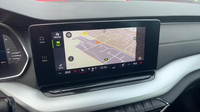 Skoda OCTAVIA Combi 1.0 e-TSI Business Edition Plus AUTOMAAT / TREKHAAK / KEYLESS / FULL LED / CAMERA / CARPLAY / SFEER / NL-AUTO