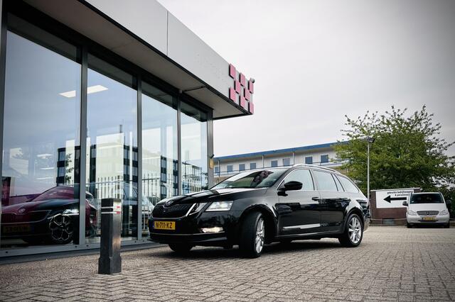 Skoda OCTAVIA Combi 1.0 TSI Grt Amb. Bns | TREKHAAK | LED | STOELVERWARMING