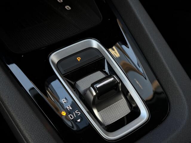 Skoda OCTAVIA Combi 1.5 TSI MHEV Business Edition | Camera | Adaptive Cc |