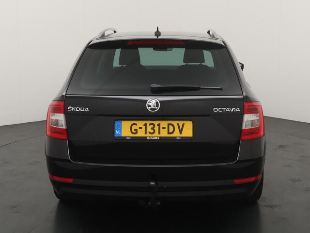 Skoda OCTAVIA Combi 1.0 TSI 116pk Greentech Ambition Business | Trekhaak | Climate control | Cruise control | Apple carplay | Android auto