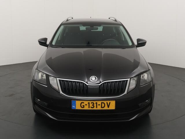 Skoda OCTAVIA Combi 1.0 TSI 116pk Greentech Ambition Business | Trekhaak | Climate control | Cruise control | Apple carplay | Android auto