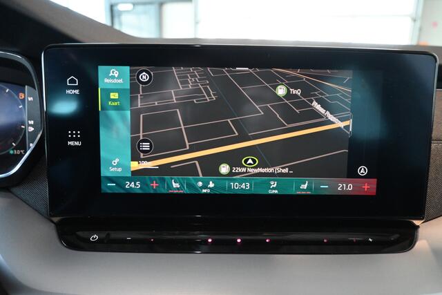 Skoda OCTAVIA Combi 1.0 TSI Business Edition Plus Navigatie Panoramadak Carplay LED Inruil Mogeljik!