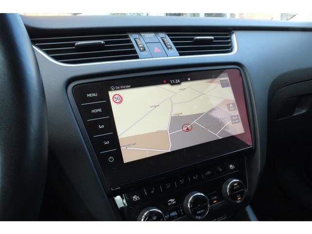 Skoda OCTAVIA Combi 1.0 TSI Greentech Style Business LED koplampen, Groot navi