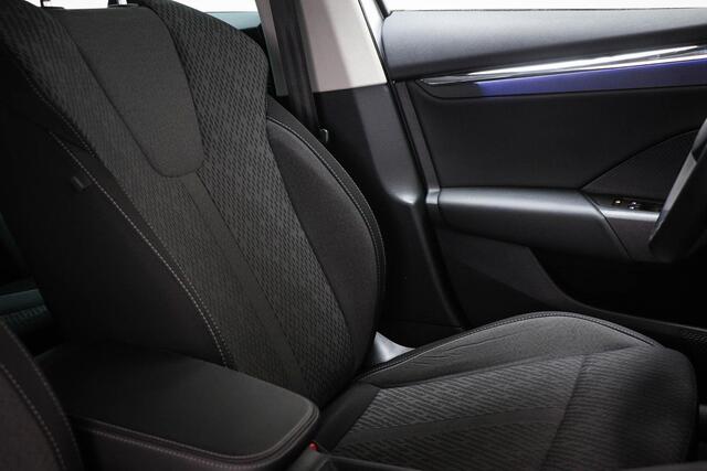 Skoda OCTAVIA Combi 1.0 e-TSI Business Edition Plus | STOELVERWARMING | DAB | APPLE | TREKHAAK