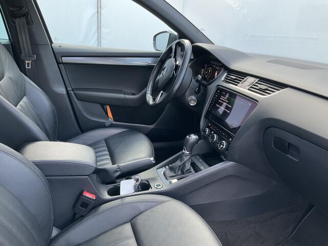 Skoda OCTAVIA Combi 1.5 TSI Au7 Leer Panodak Trekhaak Stoelverw. Carplay Greentech Business Edition Plus