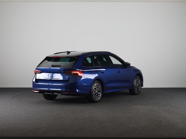 Skoda OCTAVIA Combi 1.5 TSI MHEV Sportline Tour Elektrisch bedienbaar panoramisch schuif/kanteldak | Travel assist | Trekhaak wegklapbaar