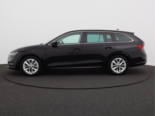 Skoda OCTAVIA Combi 1.5 TSI First Edition/ lage km/ zeer mooi!