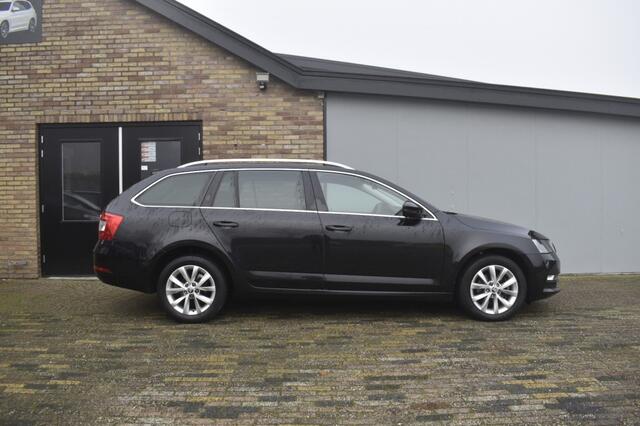 Skoda OCTAVIA 1.6 TDI GREENTECH AMB BNS, Navi, Cruise, Apple Carplay