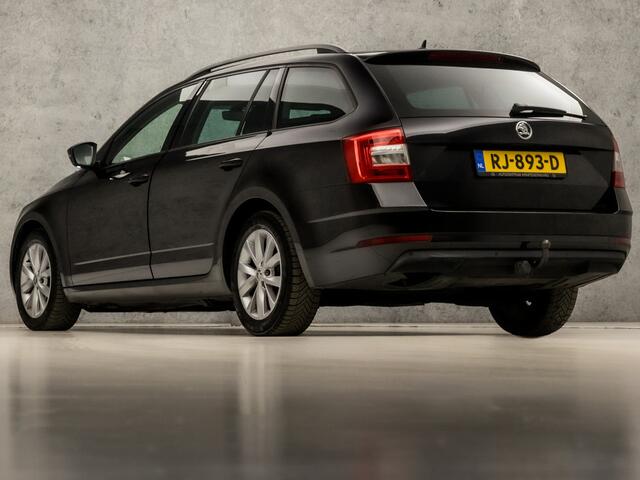 Skoda OCTAVIA Combi 1.0 TSI Sportline Automaat (FACELIFT, APPLE CARPLAY, ADAPTIVE CRUISE CONTROL, STOELVERWARMING, SPORTSTOELEN, TREKHAAK, WITTE STIKSELS, NIEUWSTAAT)