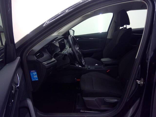 Skoda OCTAVIA Combi 1.0 e-TSI Business Edition Airco ECC Navi Carplay PDC VA DAB+ Full LED Cruise Control