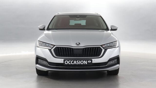 Skoda OCTAVIA Combi 1.5 e-TSI 150pk Business Edition Plus DSG / Stoel+ Stuurverwarming / Cruise control / Navigatie