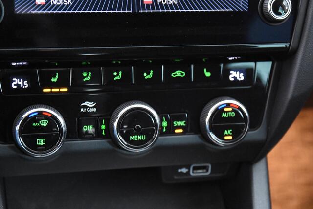 Skoda OCTAVIA Combi 1.0 TSI Greentech Ambition