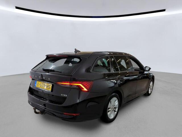 Skoda OCTAVIA Combi 1.0 e-TSI Sport Automaat | TREKHAAK | STUURVERW. |