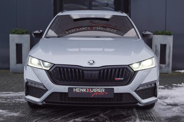Skoda OCTAVIA Combi 1.4 TSI RS iV 245pk/ Sportstoelen elektr./ ACC/DCC/ Navi/ Head-up/Standverwarming/Camera/AppConnect
