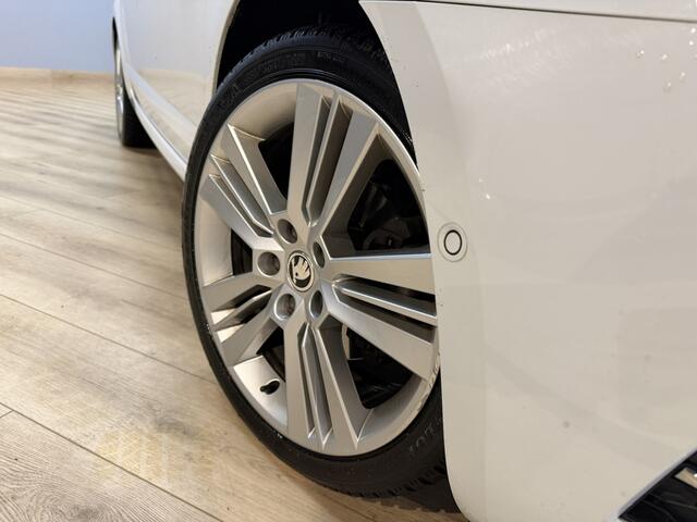 Skoda OCTAVIA Combi 1.0 TSI Greentech Style Business Airco ECC | Virtual | Leder | Sfeer | Adaptive Cruise | Canton | Isofix | NAP
