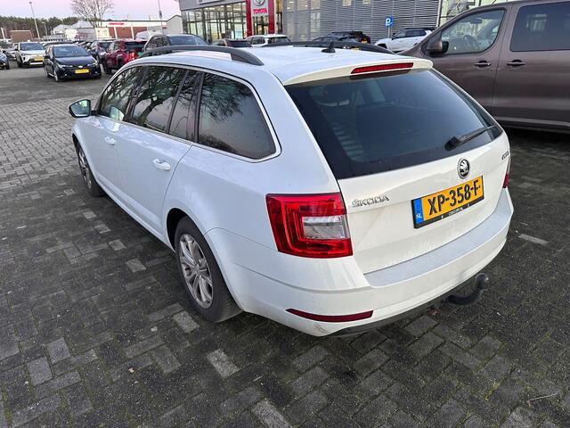 Skoda OCTAVIA Combi 1.0 TSI Greentech Ambition Business Navi/PDC/ECC/Cruise/DLR.ONDERHOUDEN!