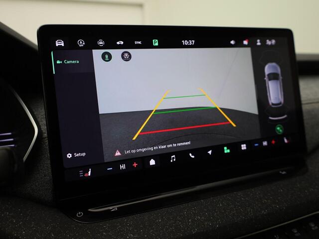 Skoda OCTAVIA Combi 1.5TSI/150PK MHEV Selection DSG · Panoramadak · Navigatie · Apple/Android · Garantie t/m 11-03-2029 of 60000km.