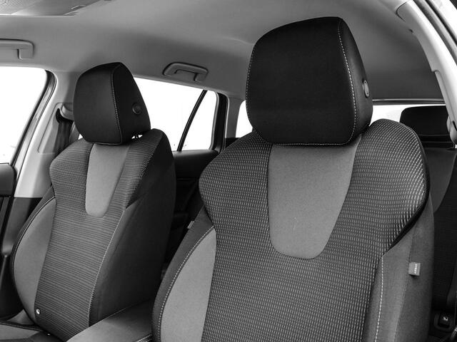 Skoda OCTAVIA Combi 1.0 e-TSI 110pk DSG Business Edition · Apple/Android Car Play · P-Sensoren · Cruise Control · Elek. Achterklep · 16'' Inch · Garantie t/m 01-01-2028 of 100.000km