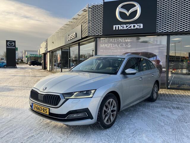 Skoda OCTAVIA Combi 1.5 TSI First Edition , Trekhaak, Navi, Clima, Adap.Cruise, Stoelverwarming, Apple Carplay, Android Auto, Elektrisch Achterklep, LMV 17 Inch, PDC, LKA