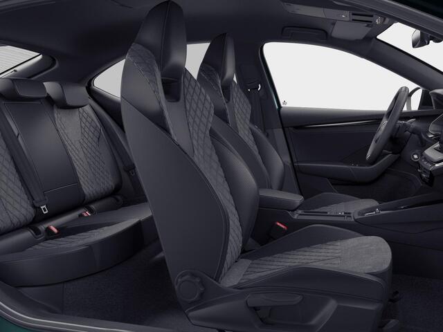 Skoda OCTAVIA Sportline Tour m-HEV 1.5 TSI 150 pk 7 versn. DSG | Navigatie pakket | Travel Assist | Wegklapbare trekhaak | Winter pakket