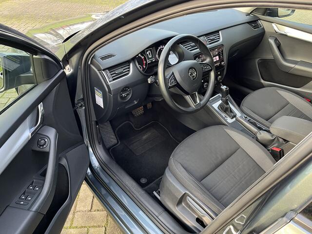 Skoda OCTAVIA Combi 1.4 TSI Greentech Style Business | AUTOMAAT | CARPLAY | CLIMA | CRUISE | NAVI | STOELVERW.