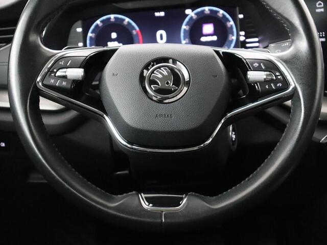 Skoda OCTAVIA 1.0 e-TSI Ambition | Stoelverwarming | Trekhaak | Carplay | Navigatie | Full LED | Parkeerhulp | Cruise control | Climate control | Bluetooth