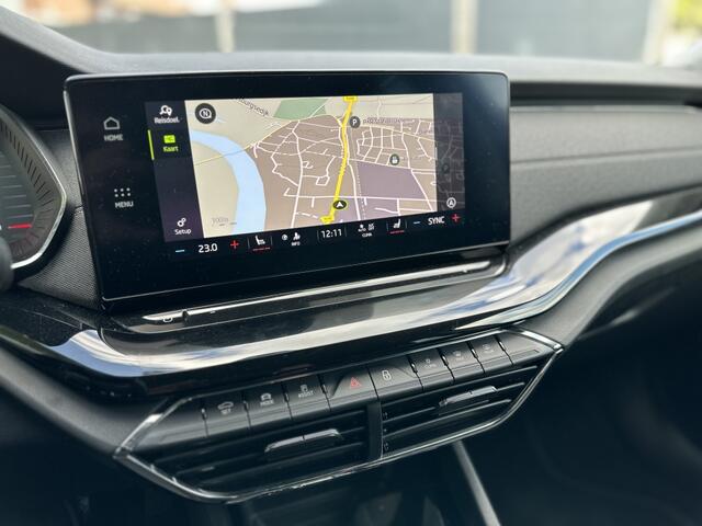 Skoda OCTAVIA Combi 1.4 TSI iV Rijk Uitgerust*Digital Dashboard*Full LED*Memory*Stoe