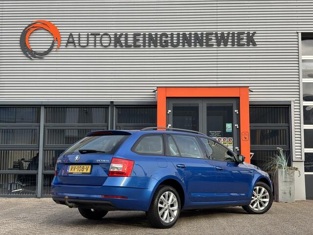 Skoda OCTAVIA Combi 1.0 TSI Greentech Ambition Business / Allseason Banden / Trekhaak / Applecarplay/AndroidAuto /