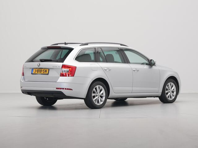 Skoda OCTAVIA Combi 1.0 TSI 115pk Greentech Business Edition Navigatie Stoelverwarming Carplay Pdc Cruise