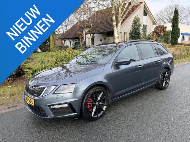 Skoda OCTAVIA Combi 2.0 TSI RS230 DSGoPanooACC