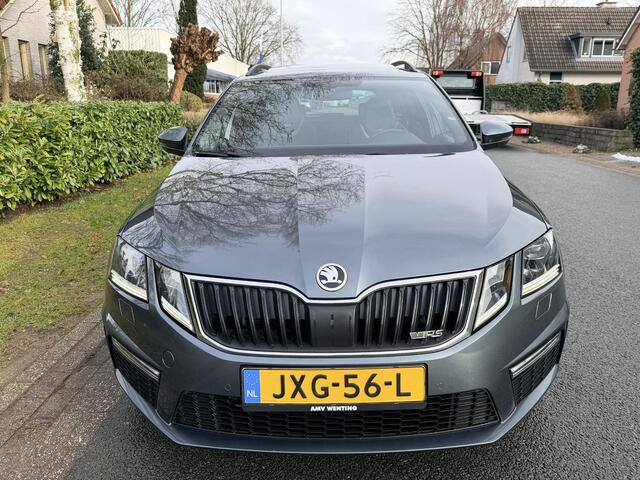 Skoda OCTAVIA Combi 2.0 TSI RS230 DSGoPanooACC
