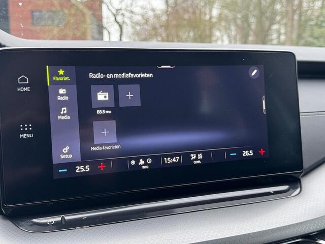 Skoda OCTAVIA Combi 1.0 TSI 110pk Bns Ed ecc,navi,lmv,pdc,trekhaak