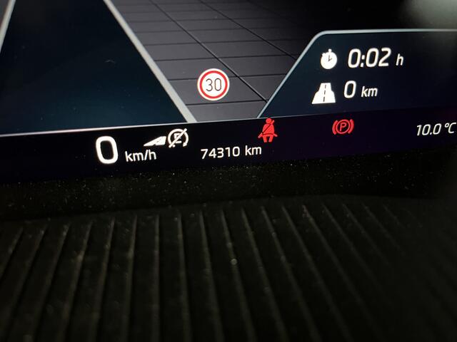 Skoda OCTAVIA Combi 1.4 TSI iV PHEV Style / AUTOMAAT/ PANO/ CAMERA/ PARK. SENSOREN/ DODE HOEK/ MEMORY SEATS/ KEYLESS/ ELEK. ACHTERKLEP/ SMARTLINK/ STOELVERWARM./ ADAPT. CRUISE/ NAVI/ CLIMA/ DAB