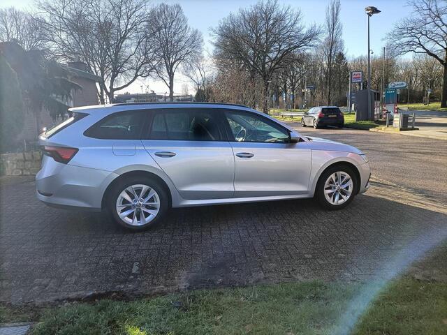 Skoda OCTAVIA Combi 1.4 Tsi IV PHEV , Navi, Dig.Dis,Trekhaa