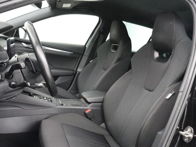 Skoda OCTAVIA 1.4 TSI iV PHEV Sportline | Head-Up | Adaptive Cruise | Carplay | Stoelverwarming | Side Assist | Memory | Navigatie | Full LED | Sfeerverlichting | Canton Sound | PHEV | Plug In