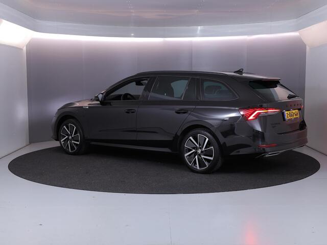 Skoda OCTAVIA Combi 1.4 TSI iV PHEV Sportline Business 204pk | Adaptieve cruise controle | 18 inch lichtmetalen velgen | Navigatie |