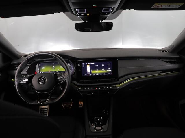 Skoda OCTAVIA Combi 1.4 TSI iV PHEV Sportline Business 204pk | Adaptieve cruise controle | 18 inch lichtmetalen velgen | Navigatie |