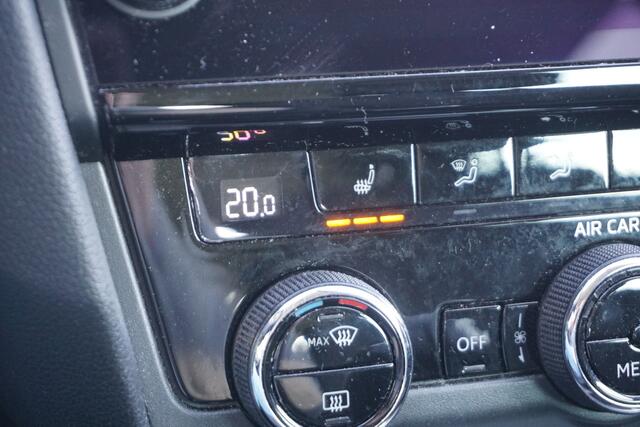 Skoda OCTAVIA Combi 1.0 TSI Greentech Ambition | TREKHAAK | STOELVERW. | HALF LEDER |