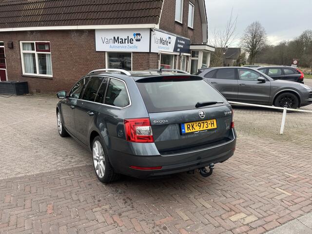 Skoda OCTAVIA Combi 1.0 TSI Greentech Ambition Business AUTOMAAT TREKHAAK STOELVERWARMING CARPLAY