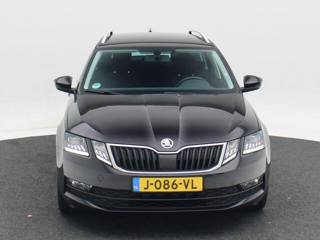 Skoda OCTAVIA Combi 1.0 TSi 115 Pk Business Edition Plus | Camera | Stoel verwarming | Full LED | Navigatie | Cruise Control | Climatronic | 17 Inch | 142.689 Km !!