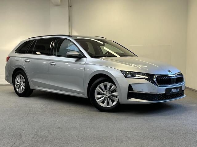 Skoda OCTAVIA Combi 1.5 TSI Edition | TREKHAAK | STOELVERWARMING |