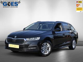 skoda-octavia-combi-ambition-apple-
