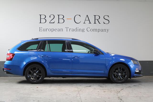 Skoda OCTAVIA Combi 1.5 TSI DSG Sport Trekhaak - Navi