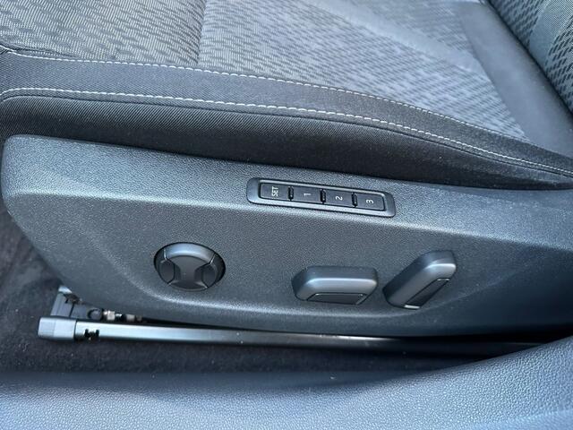 Skoda OCTAVIA 1.5 E-TSI Business Edition